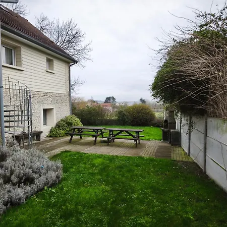Ecume Maison Vue Degagee Sur Mer, Spacieuse Lumineuse 3 Chambres, 2 Salle D'Eau, 2 Wc A 1Km De La Plage Et Commerces, Plages Du Debarquement, Parking Privatif, Terrasse, Jardin Clos, Table De Ping Pong Aux Beaux Jours, Pres De Bayeux Holiday home *