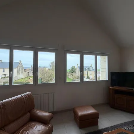 Ecume Maison Vue Degagee Sur Mer, Spacieuse Lumineuse 3 Chambres, 2 Salle D'Eau, 2 Wc A 1Km De La Plage Et Commerces, Plages Du Debarquement, Parking Privatif, Terrasse, Jardin Clos, Table De Ping Pong Aux Beaux Jours, Pres De Bayeux Saint-Come-de-Fresne