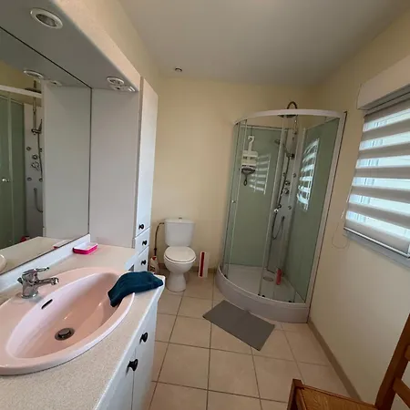 Ecume Maison Vue Degagee Sur Mer, Spacieuse Lumineuse 3 Chambres, 2 Salle D'Eau, 2 Wc A 1Km De La Plage Et Commerces, Plages Du Debarquement, Parking Privatif, Terrasse, Jardin Clos, Table De Ping Pong Aux Beaux Jours, Pres De Bayeux *