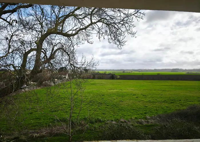 Holiday home Ecume Maison Spacieuse Lumineuse 1km De La Vue D'asnelles, En Plein Coeur Des Plages Du Debarquement, 2 Sdb, 2 Wc, Parking Privatif, Terrasse, Jardin, Table De Ping Pong Aux Beaux Jours, Pres De Bayeux Saint-Come-de-Fresne