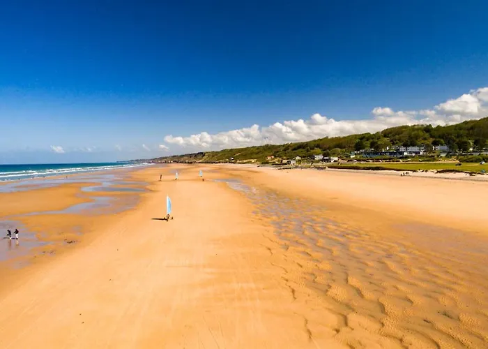 Ecume Maison Spacieuse Lumineuse 1km De La Vue D'asnelles, En Plein Coeur Des Plages Du Debarquement, 2 Sdb, 2 Wc, Parking Privatif, Terrasse, Jardin, Table De Ping Pong Aux Beaux Jours, Pres De Bayeux *